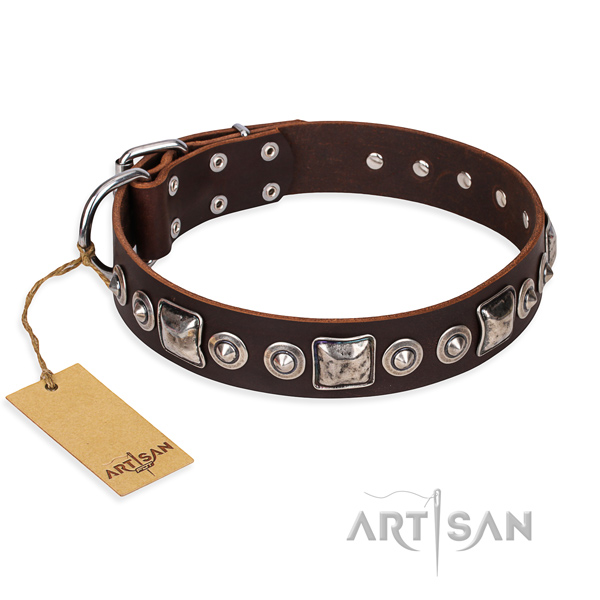 Leather dog collar made of top rate material with strong D-ring