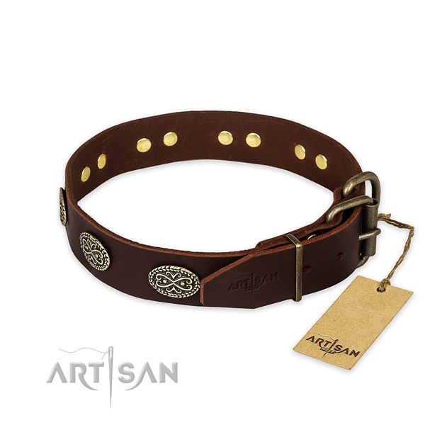 Rust-proof buckle on full grain leather collar for your impressive doggie